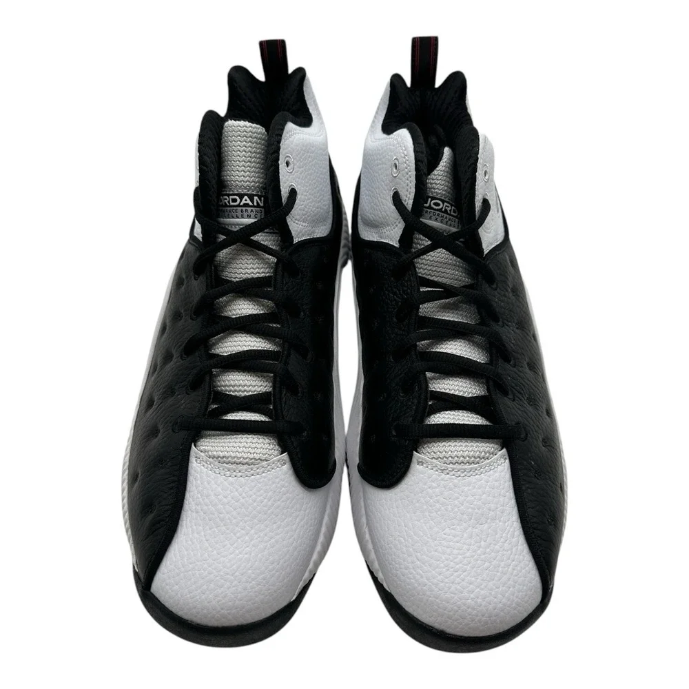 Jordan Jumpman Team II Basketball Shoes Men 10.5 White Black Sneakers 819175-010